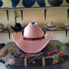 Cargar imagen en el visor de la galería, &lt;transcy&gt;Cowboy Hat&lt;/transcy&gt;
